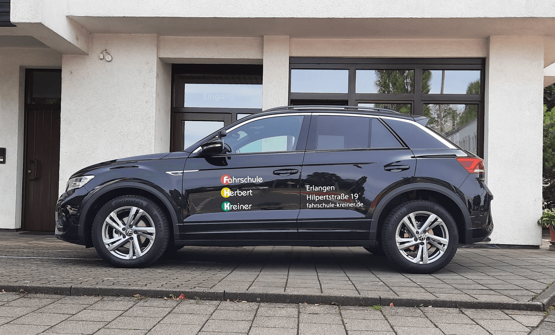 Schwarzes Auto